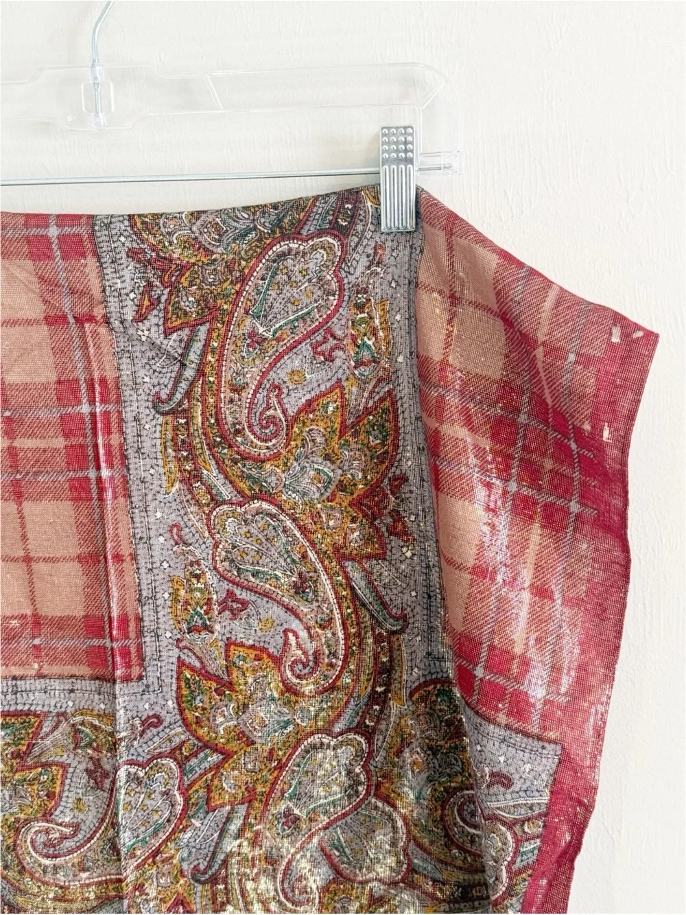 OSCAR DE LA RENTA Women’s Red Multi Paisley Plaid Metallic Square Scarf 42”X42”
